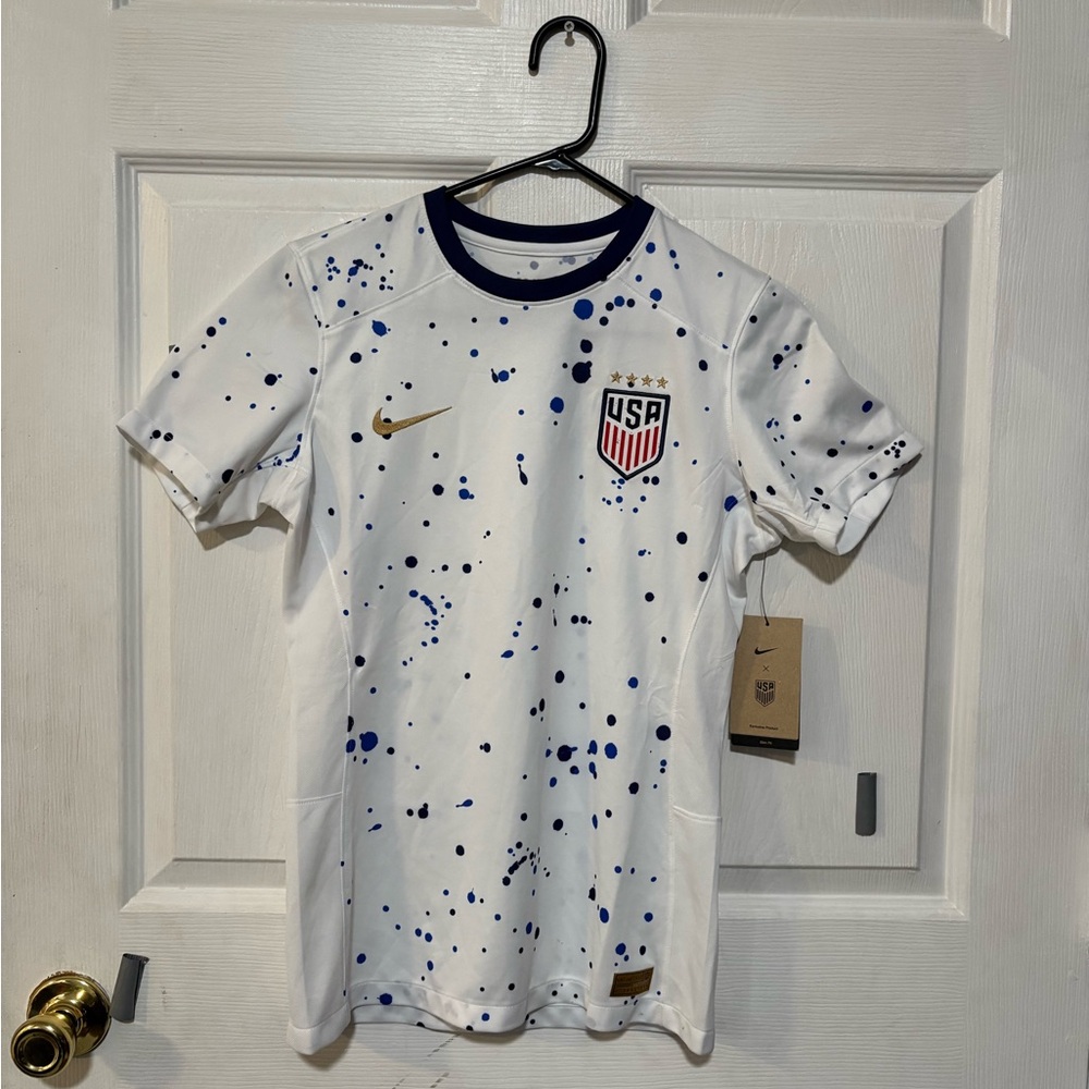 Nike White and Blue Soccer Jersey Modern Design